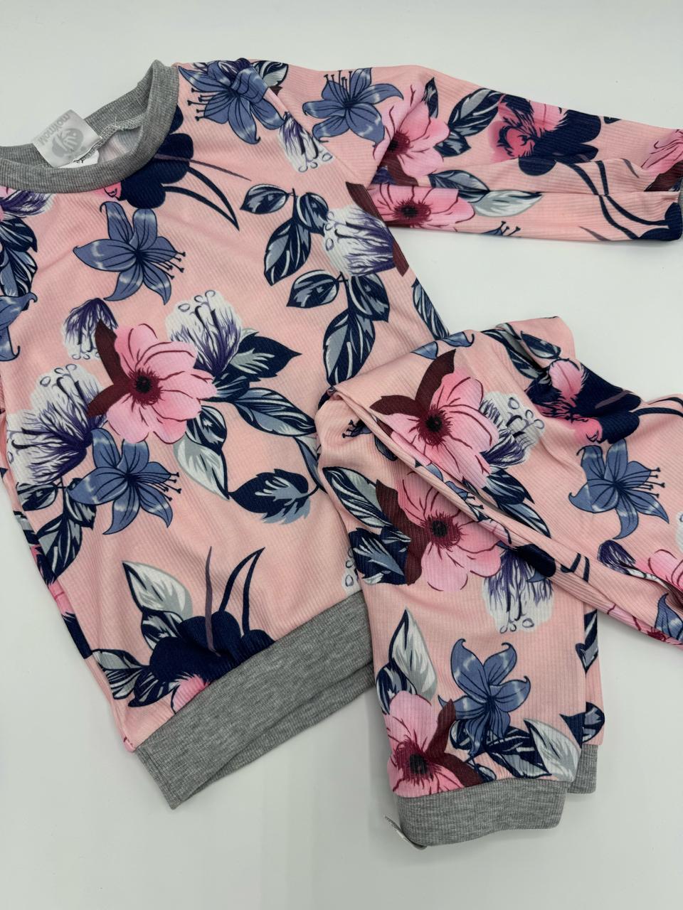 2 - Piece Floral Sweatpants and Sweatshirt - MomYom PK