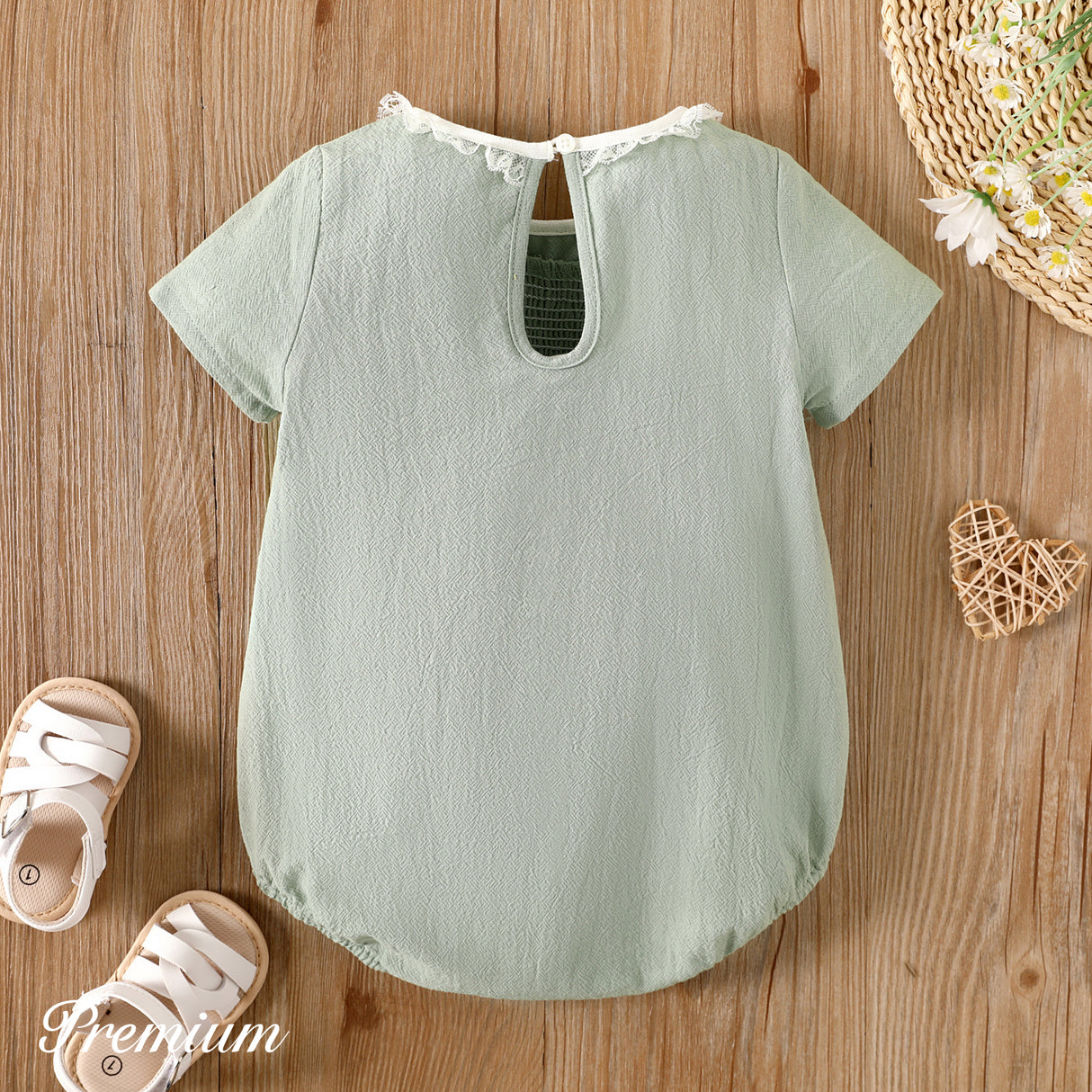 بیبی گرل 100% کاٹن لیس ڈیٹیل شارٹ سلیو رومپر