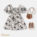 Kid Girl Sketch Floral Graphic Short-sleeve Smocked Dress