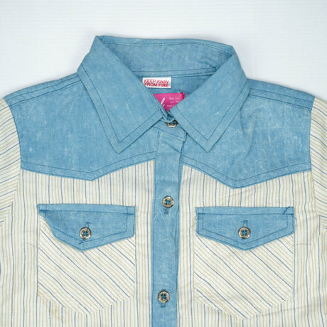 Light Denim Accent Tie-Front Short-Sleeve Shirt