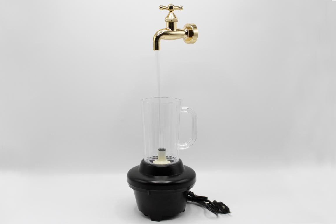 Magic Faucet Mug (942)