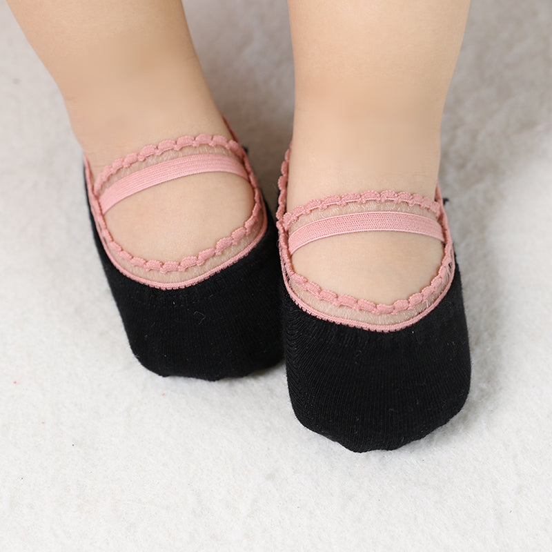 Stylish Solid Lace Design Invisible Socks