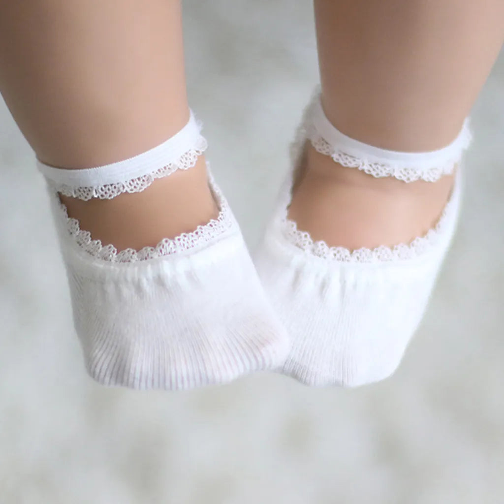 Stylish Solid Lace Design Invisible Socks